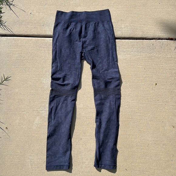 Leggings - Picture 7 of 8